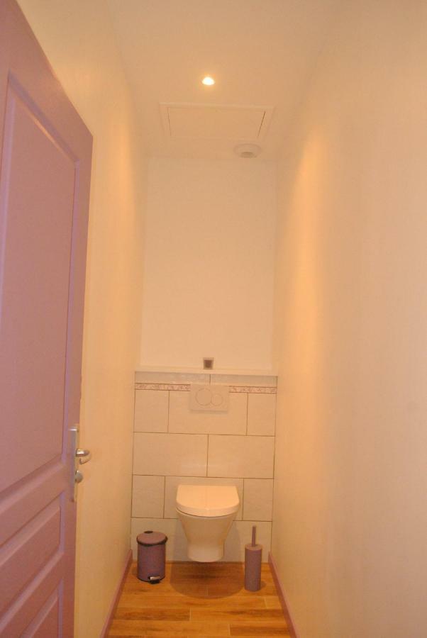 Légny Domaine De La Poyat B&B 외부 사진