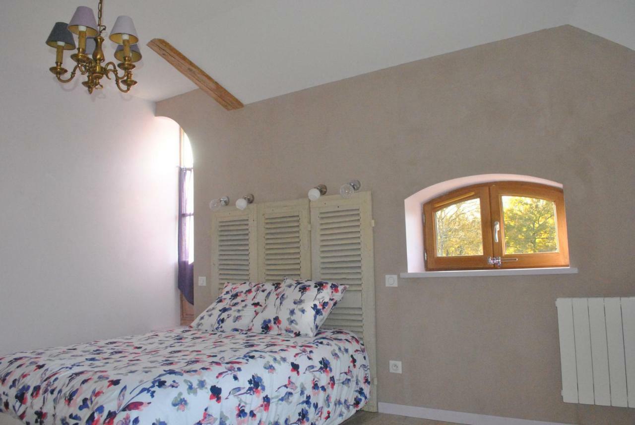 Légny Domaine De La Poyat B&B 외부 사진